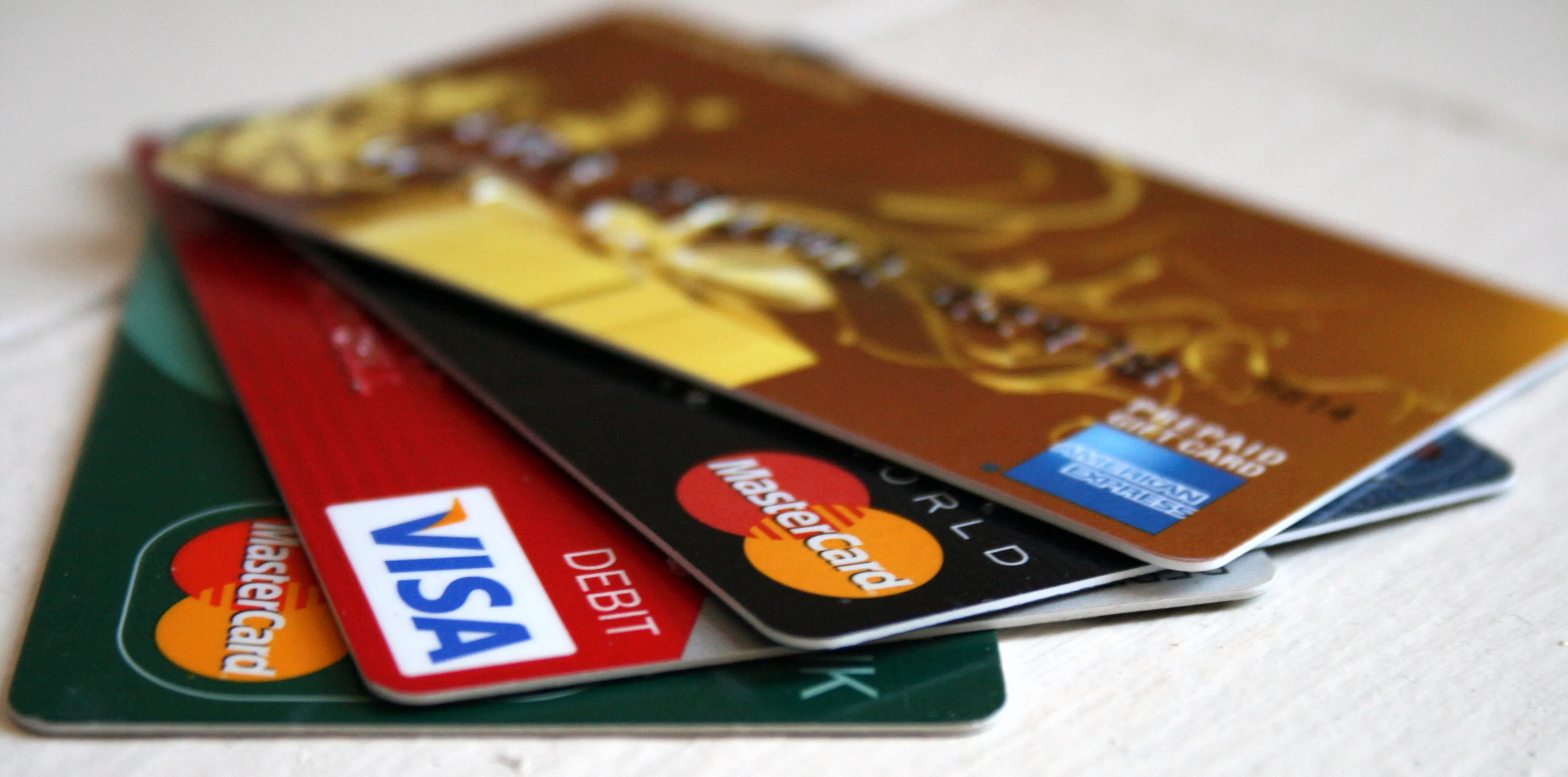 Кредитную карту какого банка выбрать