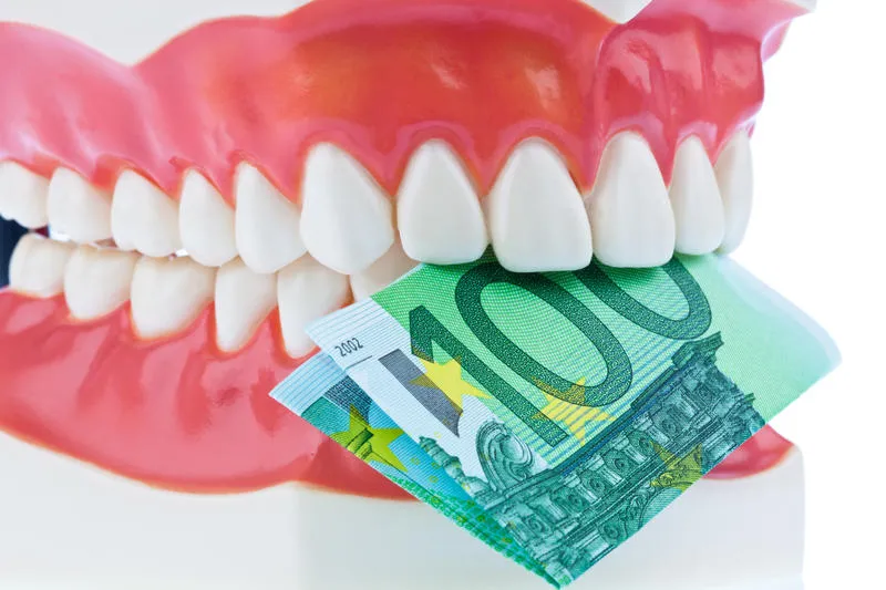 Нет денег на лечение зубов: что делать?